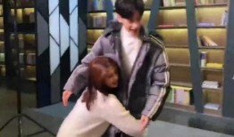 圈内人员爆料白鹿恋情,甜蜜互动引粉丝热议